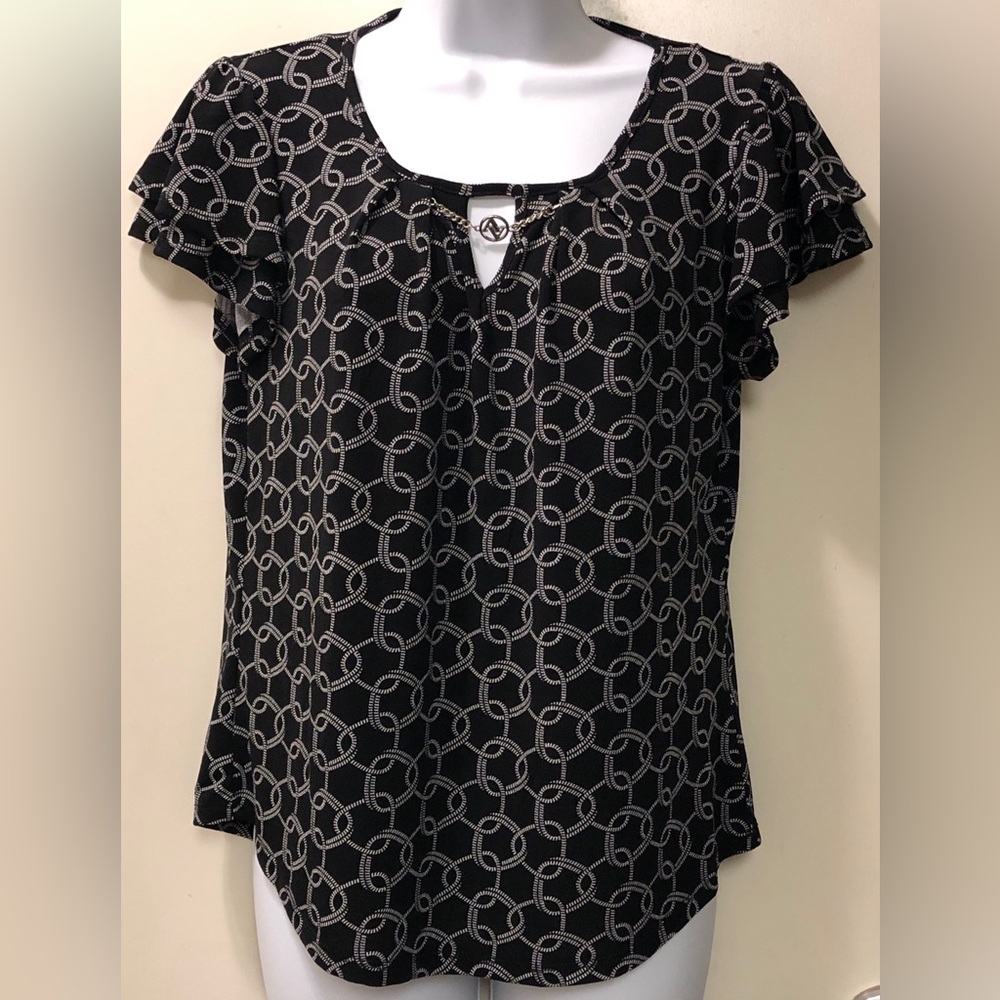 Adrienne Vittadini - Black and Cream colored Chain Print Blouse